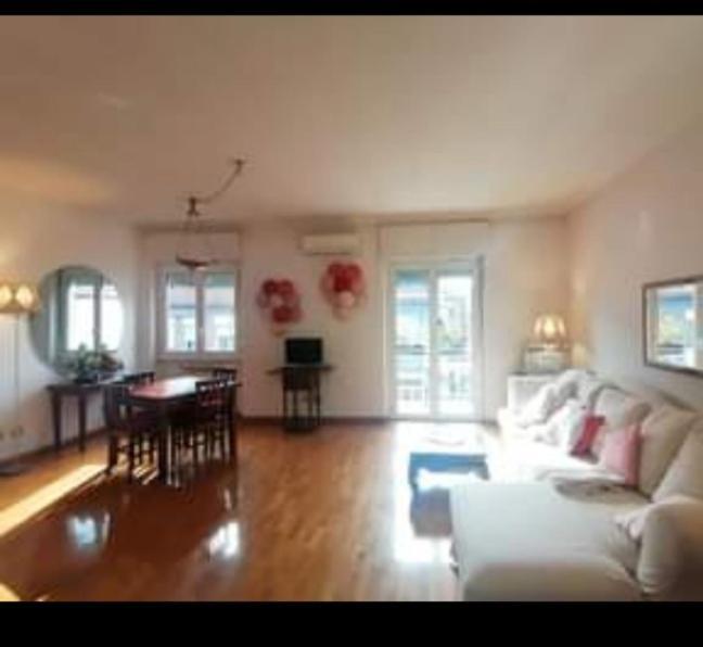 Gelsomino B&B Apartment Rome Buitenkant foto